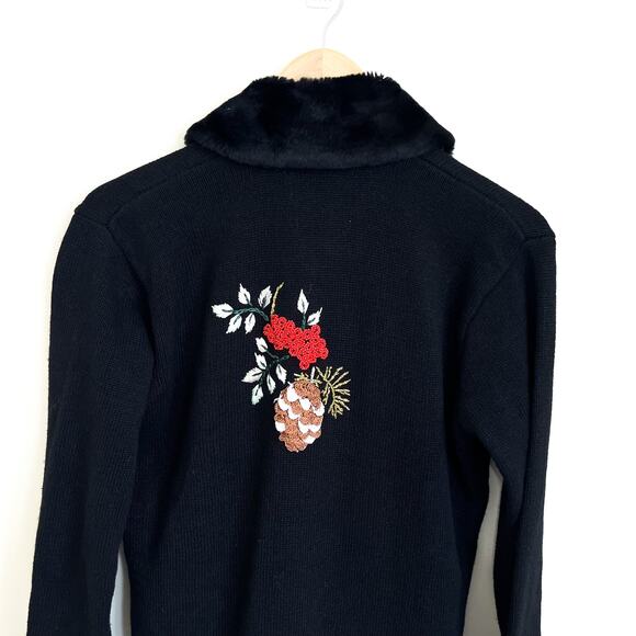 Storybook Knits Holiday Pines Cardi Sweater Size XS Beaded Embroidery Fur Collar - Picture 4 of 11